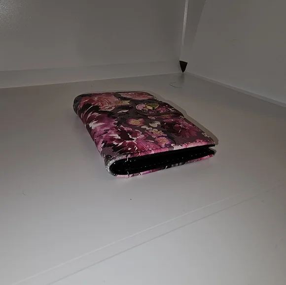 Betsey Jonson Floral Pink Wallet with Keychain - Picture 5 of 6